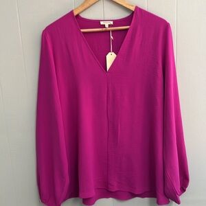 NWT Jodifl Magenta V-Neck Women's Top Large Long Sleeve